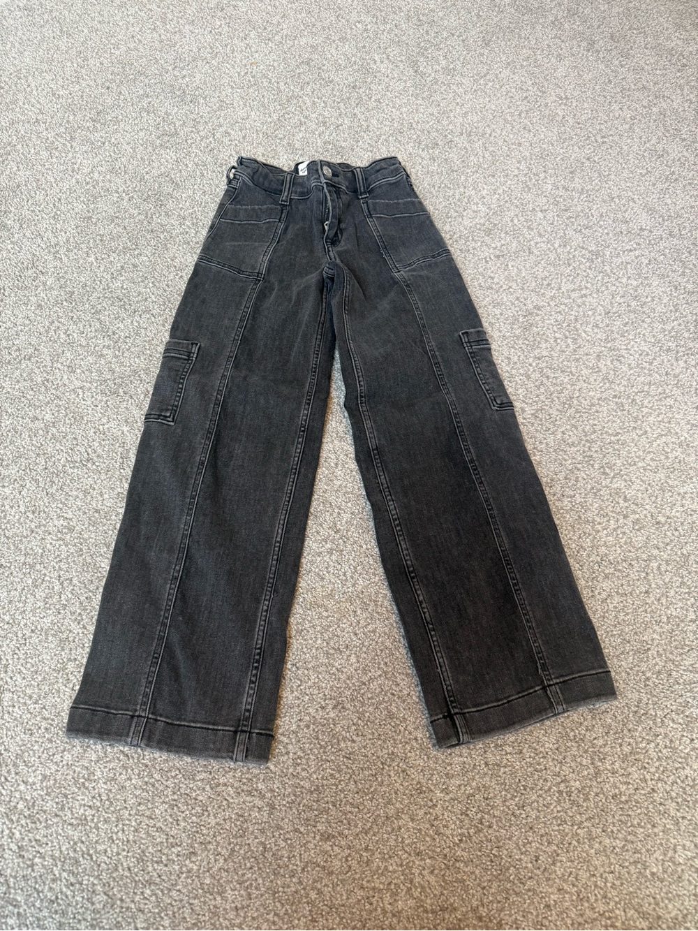 Wide Leg Black Cargo Jeans. Long